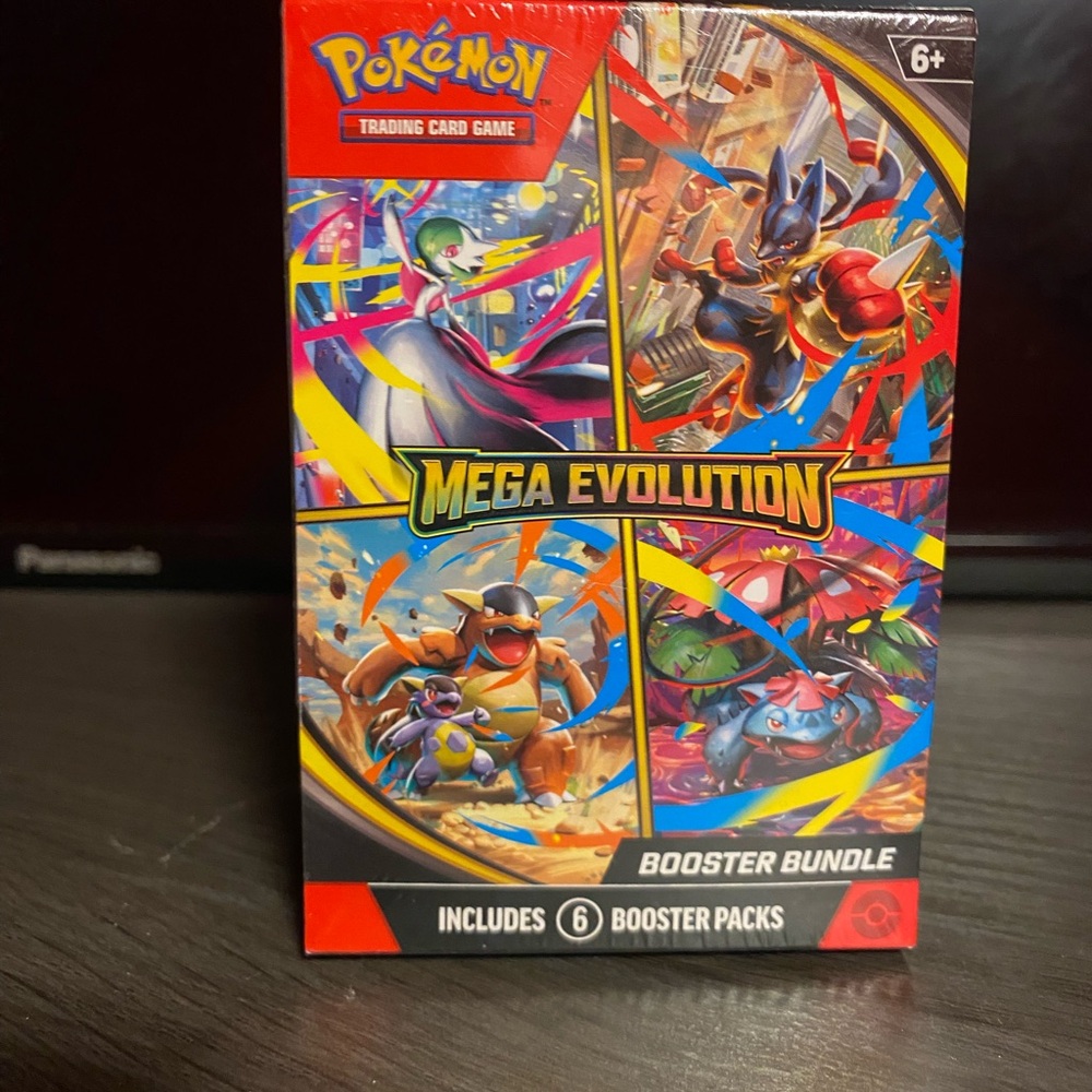 Pokemon Mega Evolution Booster Bundle - Red and Black